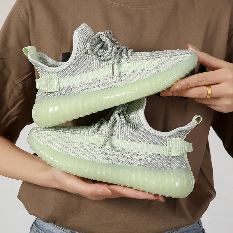 Men's and Women's New Spring/Summer Breathable Shoes